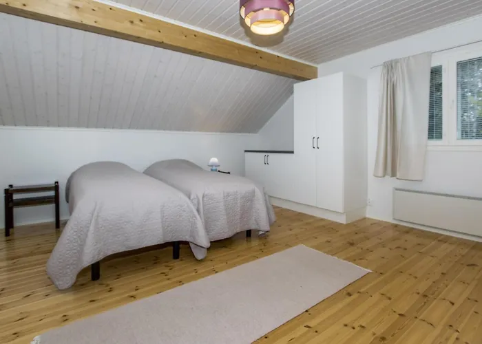 Hovimaeki By Interhome